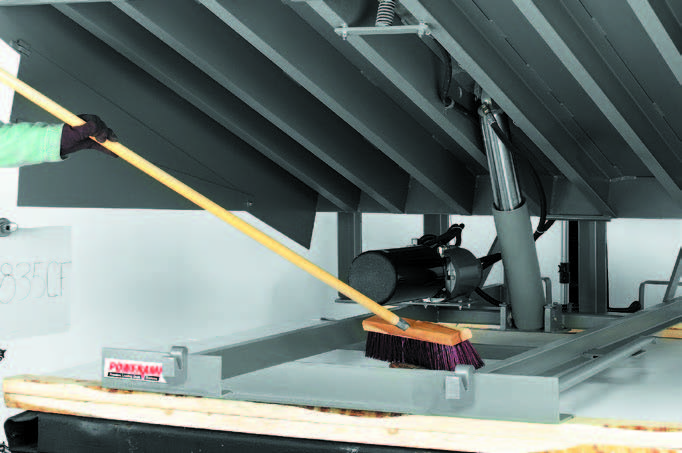 POWERAMP VH Series Hydraulic Dock Leveler