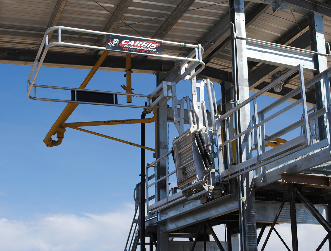 A Carbis Solutions tracking gangway in a loading dock.